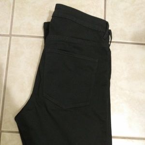 H&M: Skinny Black Jeans